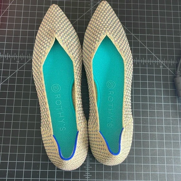 Rothy's The Point Fancy Size 9 (no packaging included) - Picture 1 of 6